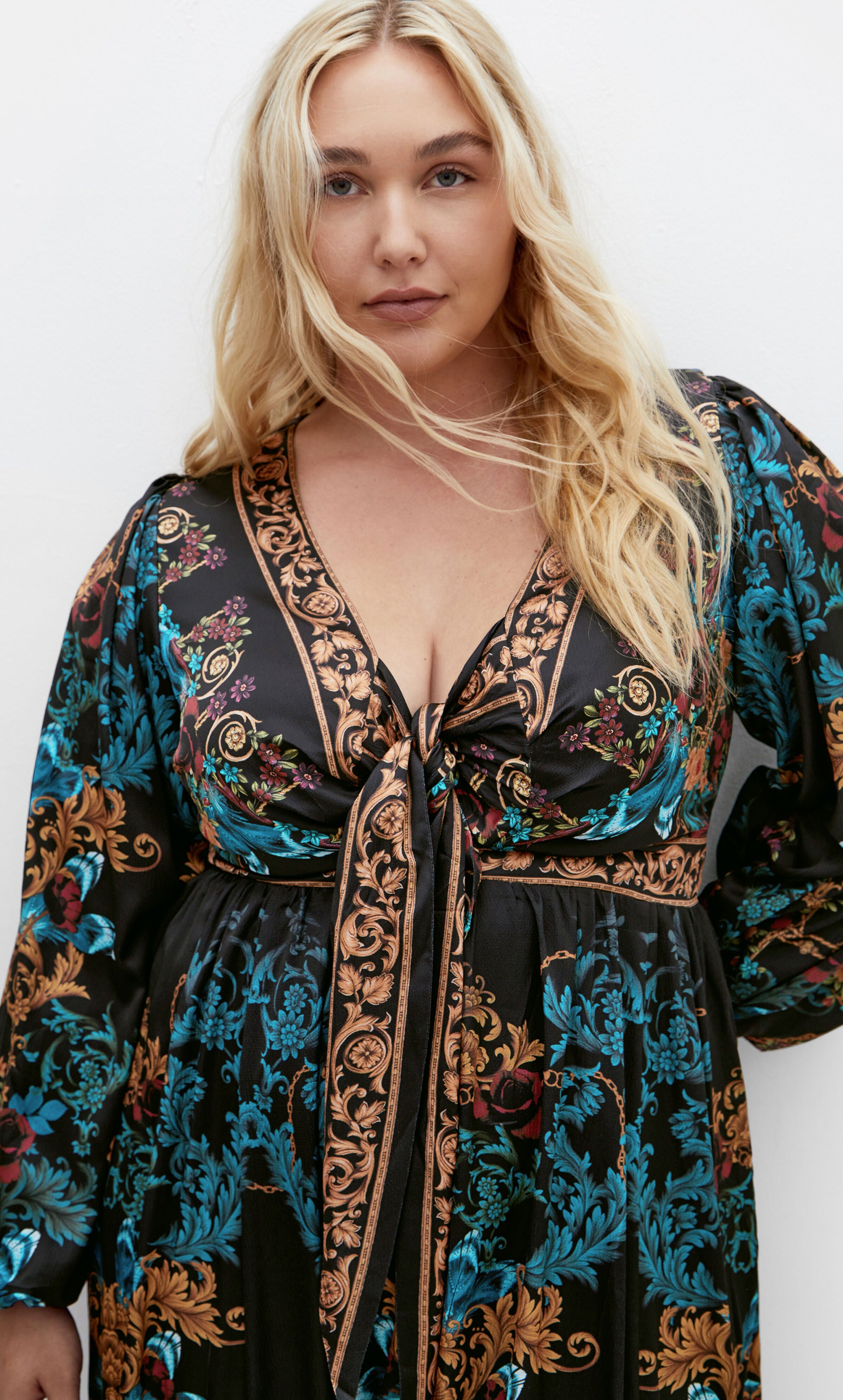 Ivanna Maxi Dress - opulent, BLACK, alternate image number 4