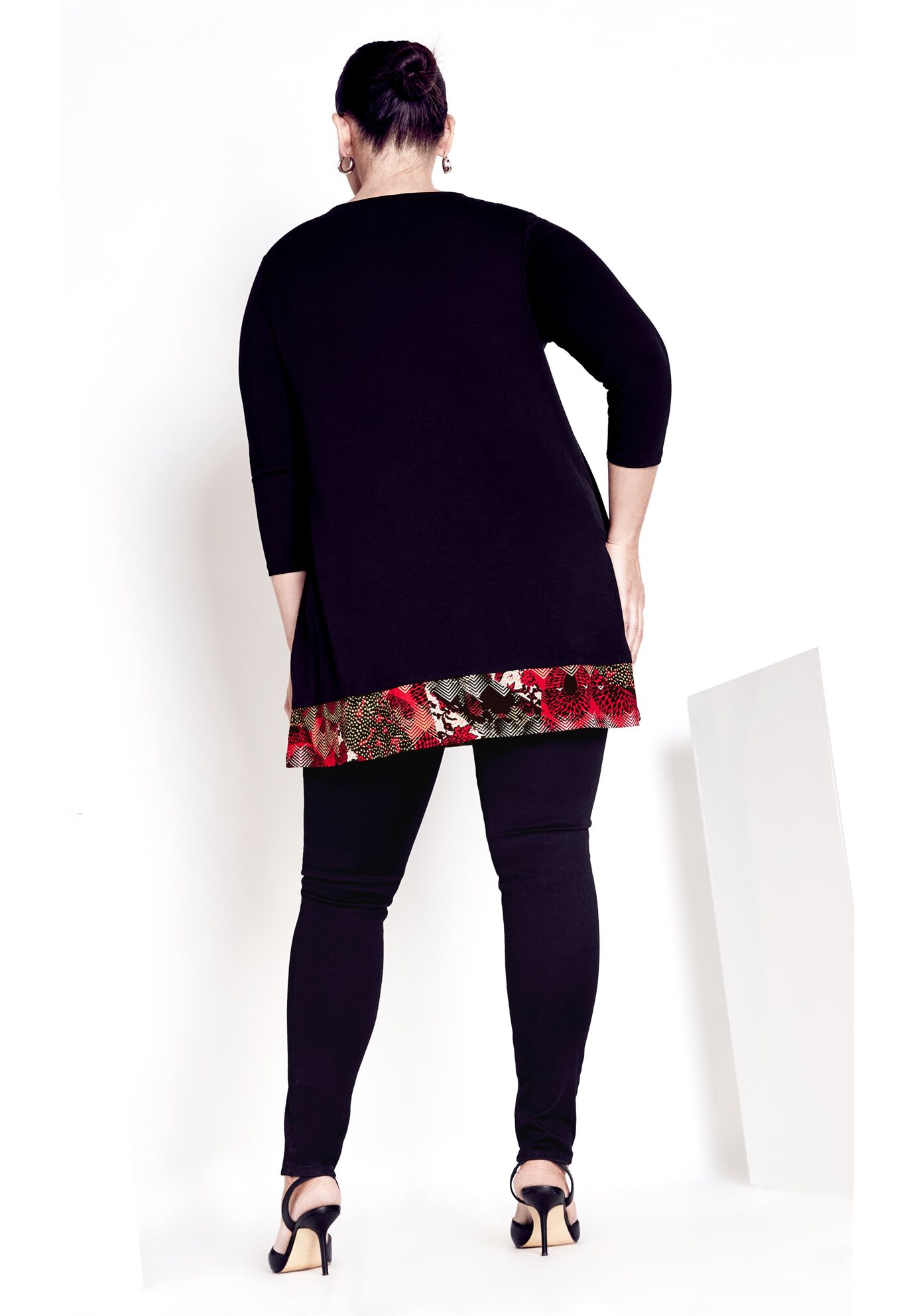 Alex Tunic, SPICE TEXTURE, on-hover image number 1