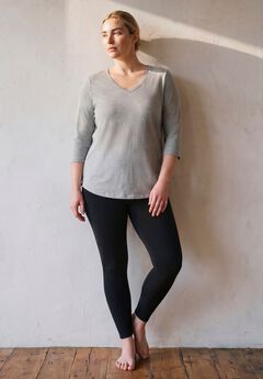 Signature 3/4 Sleeve V-Neck Tee