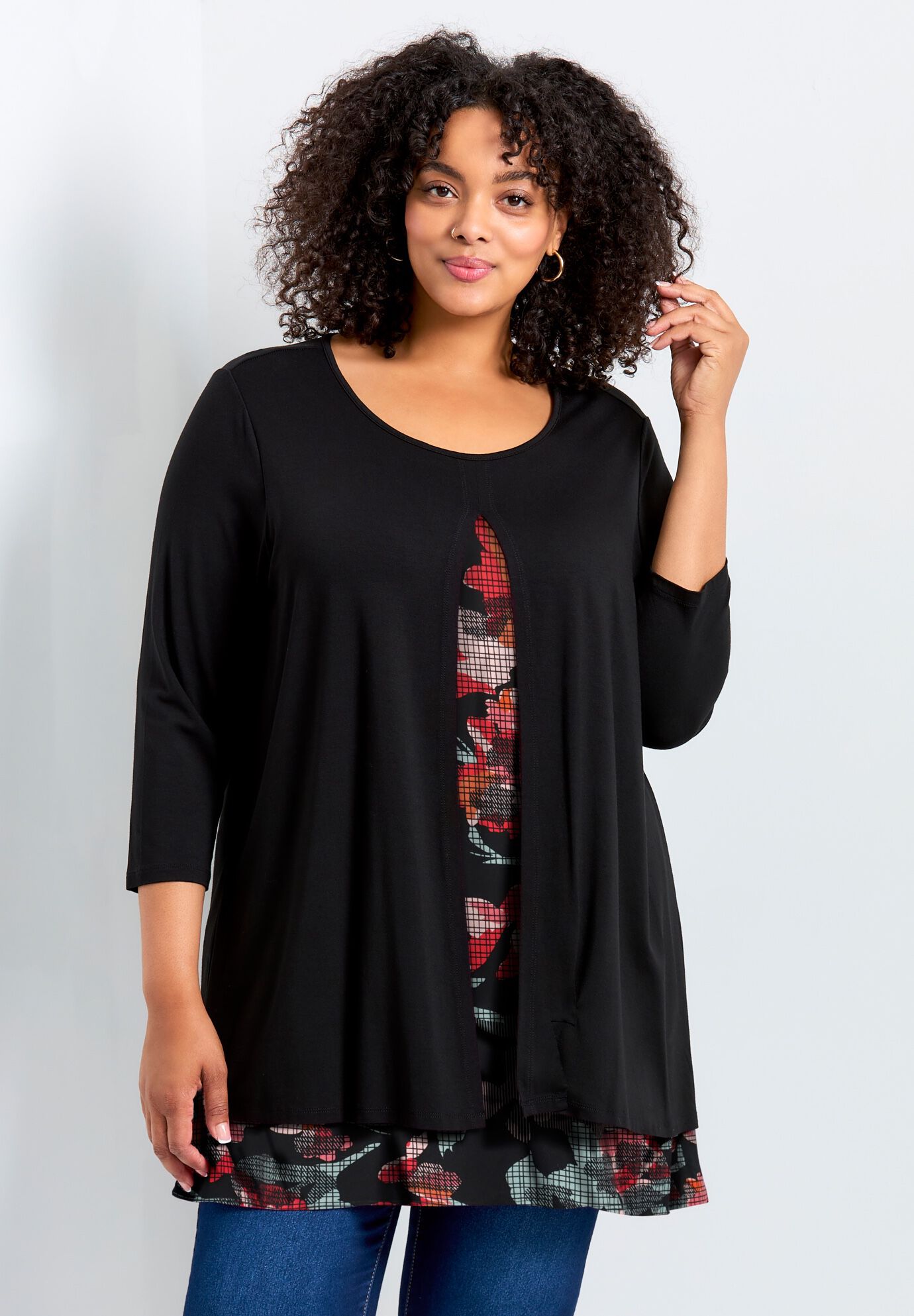 売れ筋商品|||キヨナ カットソー トップス レディース Plus Size Abby Twist Front Top French blue garden Plus Size Abby Twist Front Top - Kiyonna