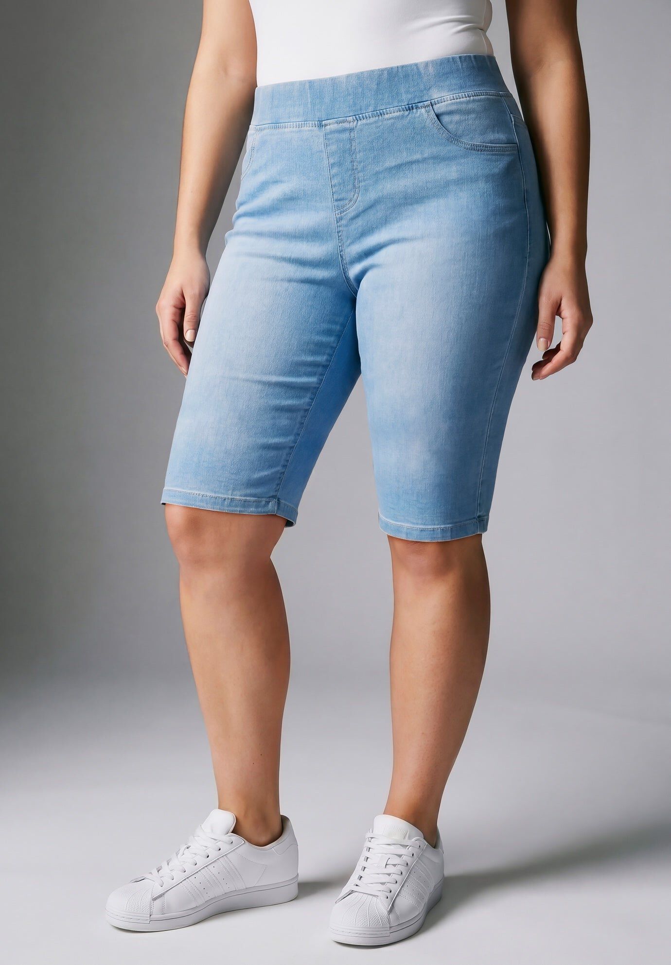 Butter Denim Pull On Short, LIGHT WASH, hi-res image number 0