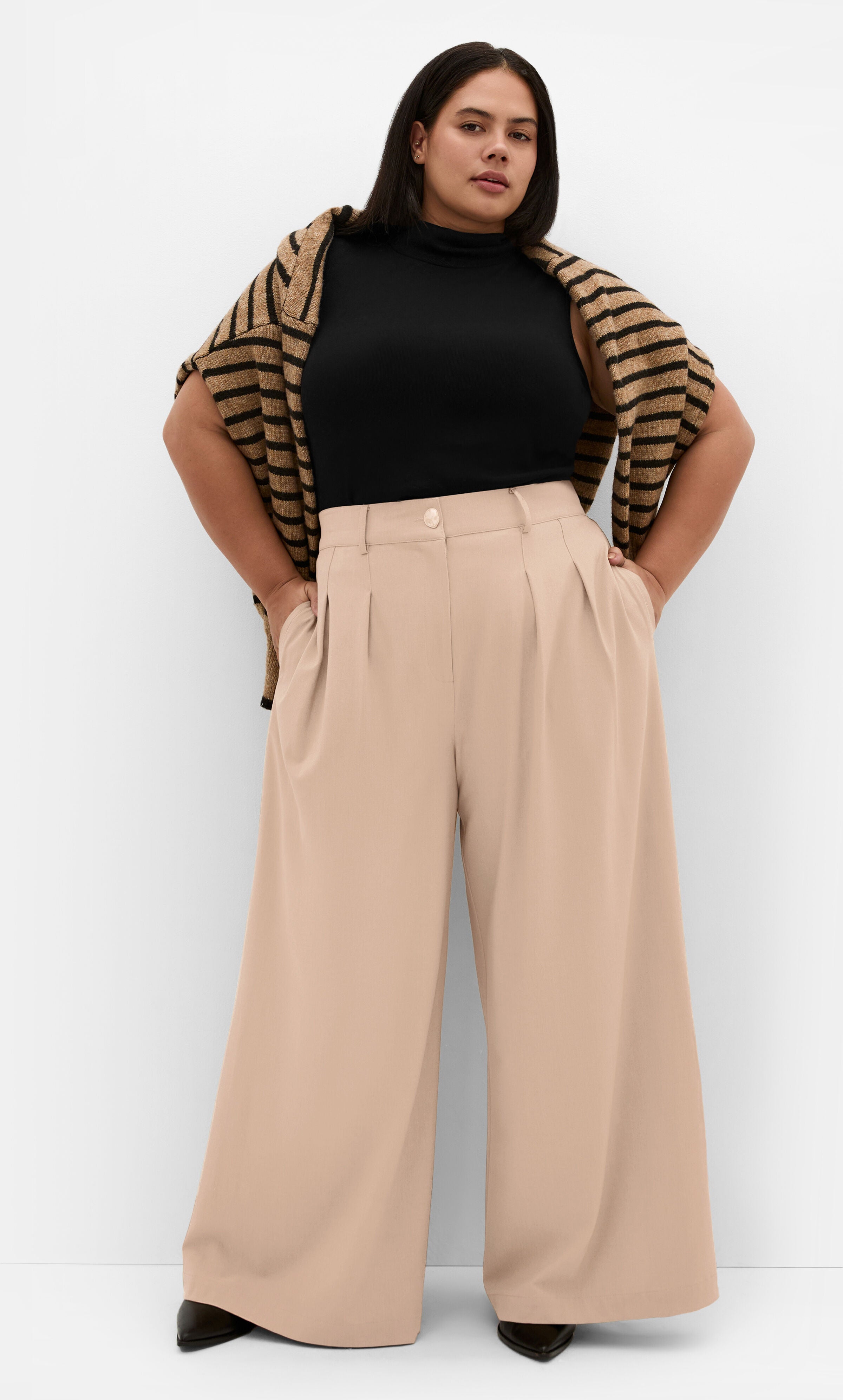 Abbigail Wide Leg Pant, BROWN, on-hover image number 1