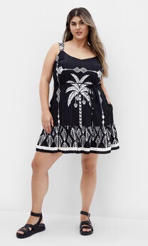 Peta Border Print Dress - black