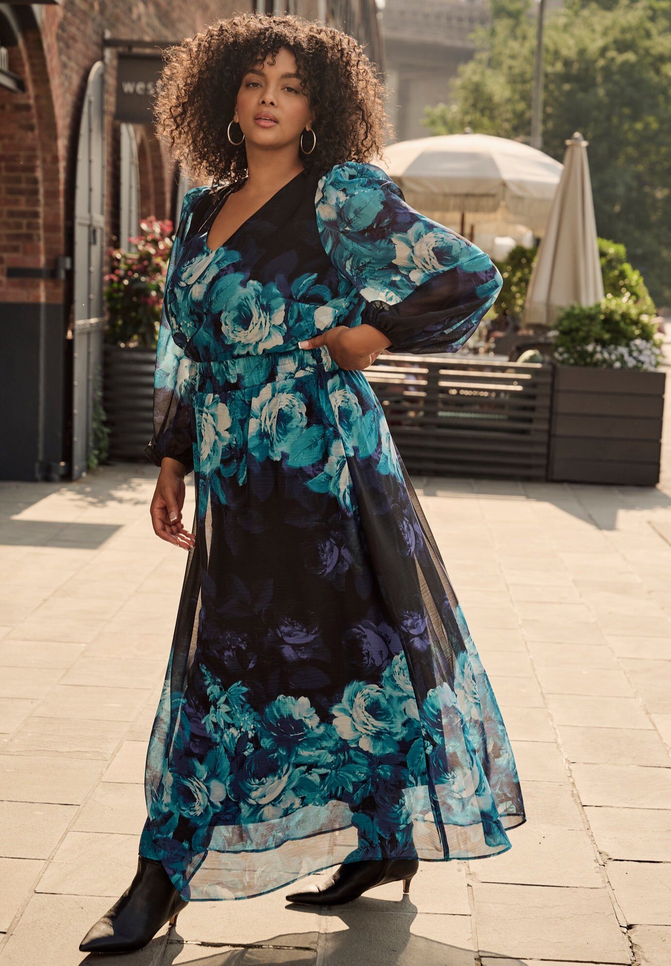 Neve Maxi Dress, AQUA ROSE BORDER, hi-res image number 0