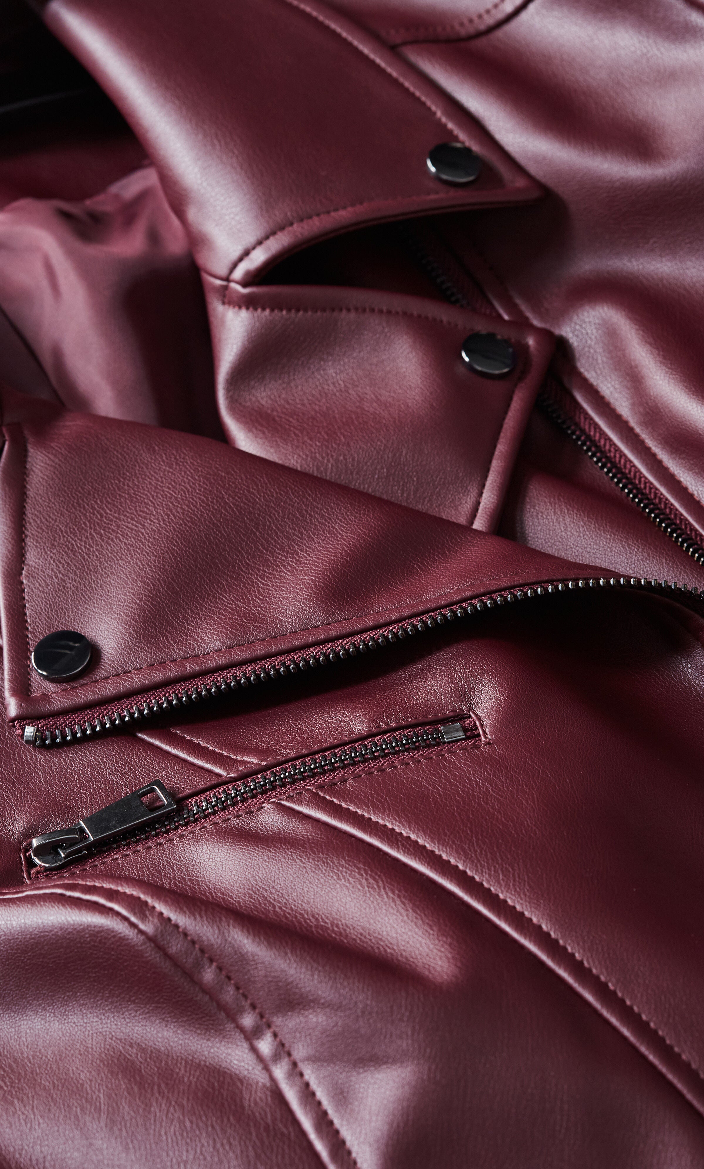 Amira Faux Leather Jacket - dark cherry, RED, alternate image number 4