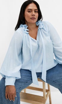 Antoinette Top - sky blue