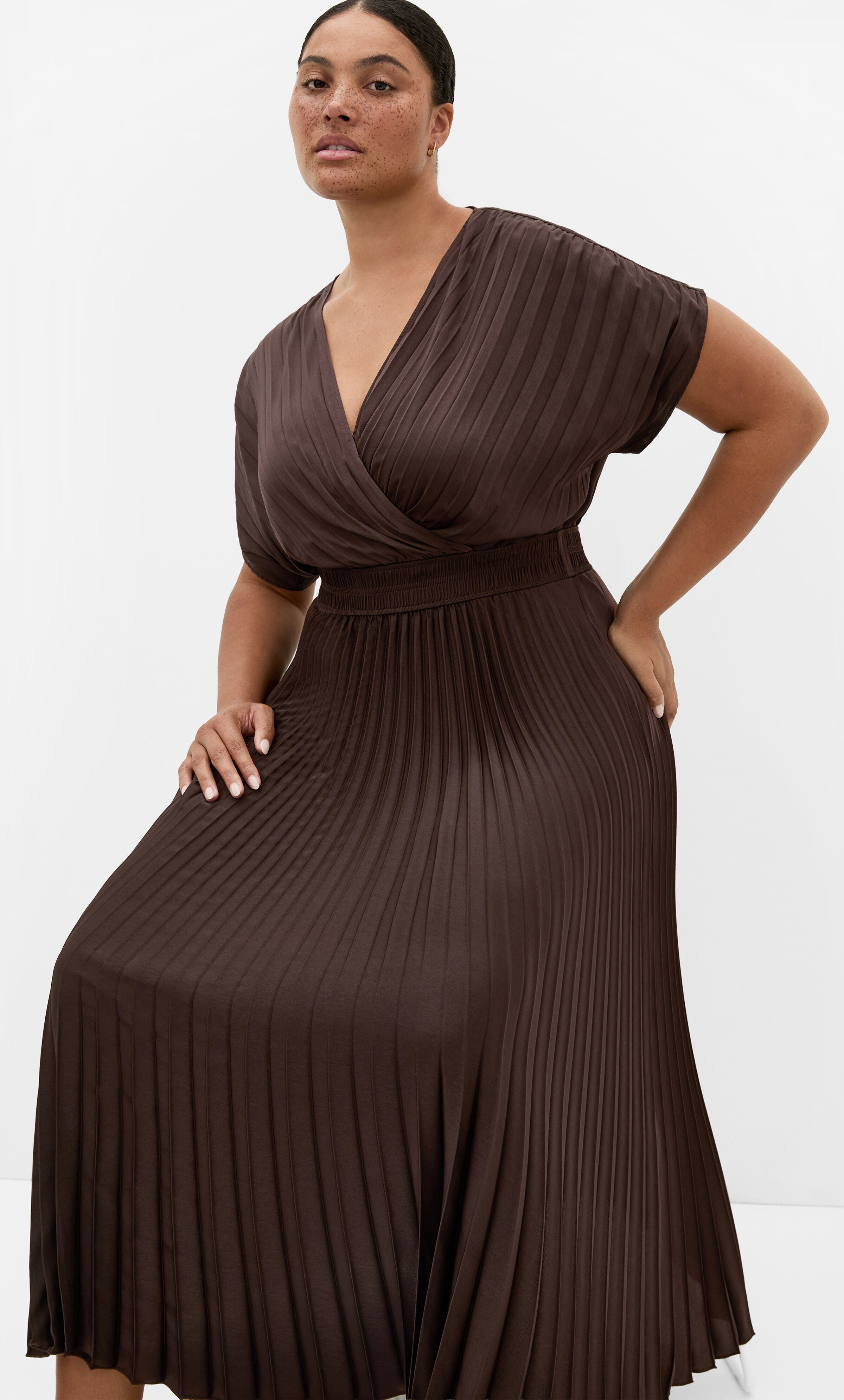 Elia Pleat Dress, BROWN, alternate image number 3