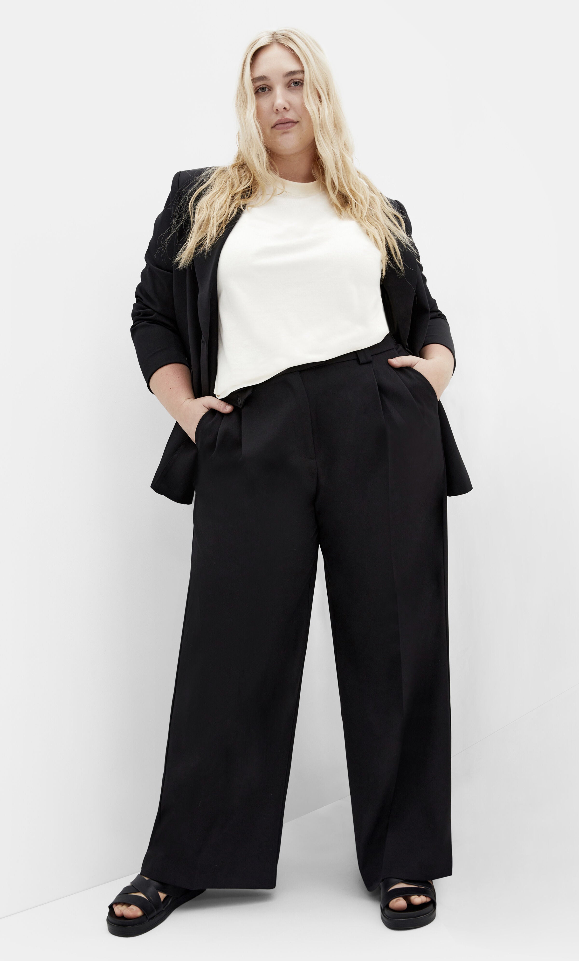 Jazmin Crepe Pant - black, BLACK, hi-res image number 0