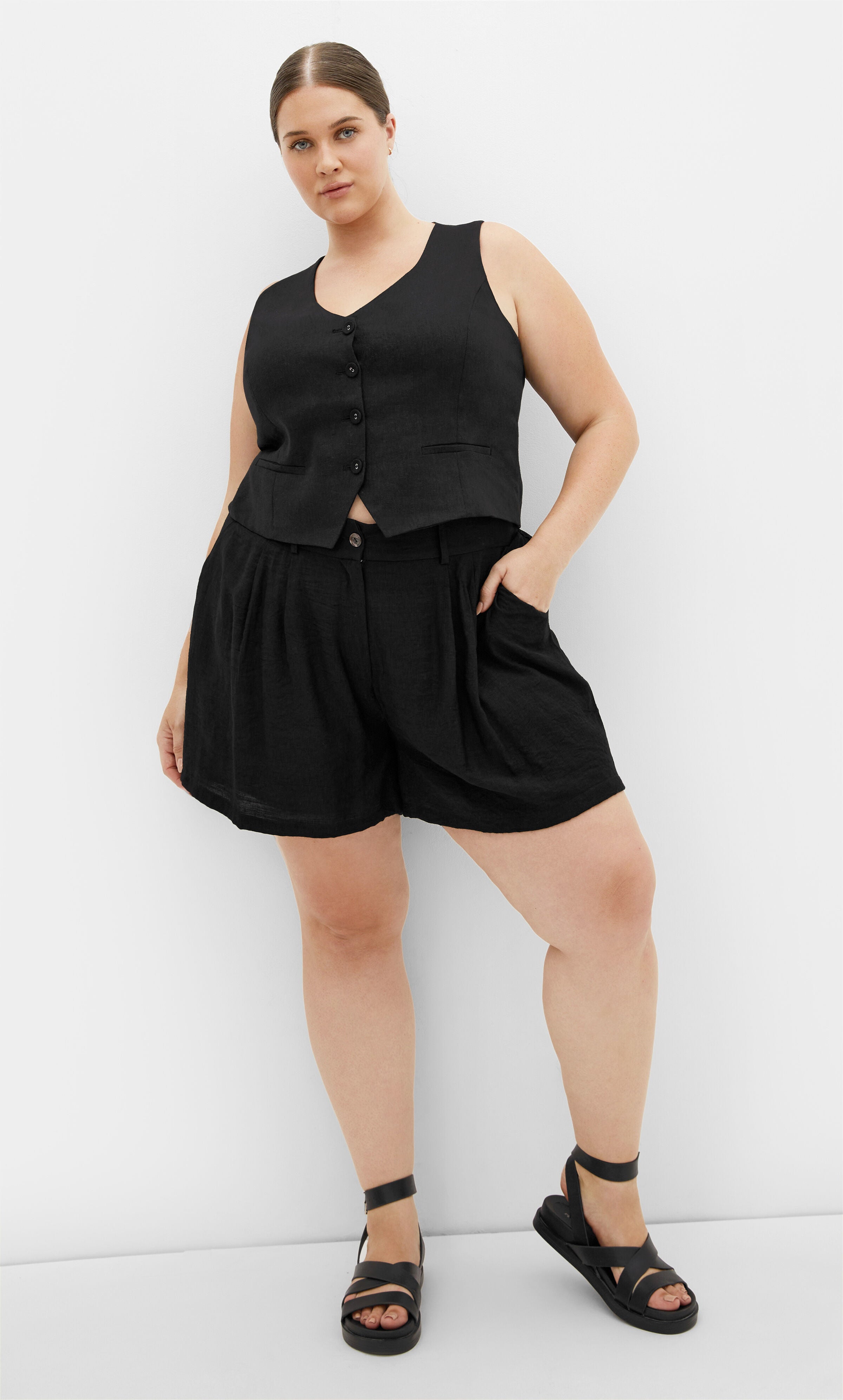 Bella Short - black, BLACK, alternate image number 1