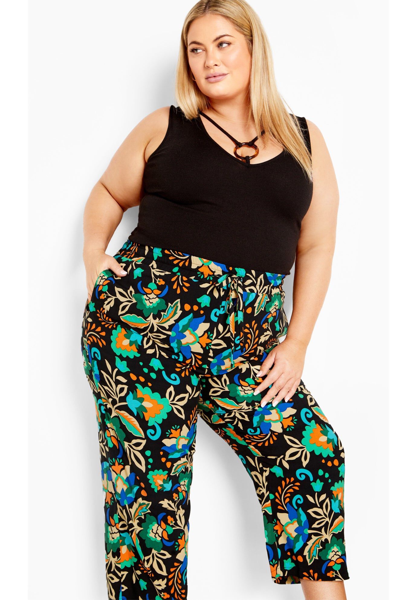 Ellie Pant, VOYAGER, hi-res image number 0