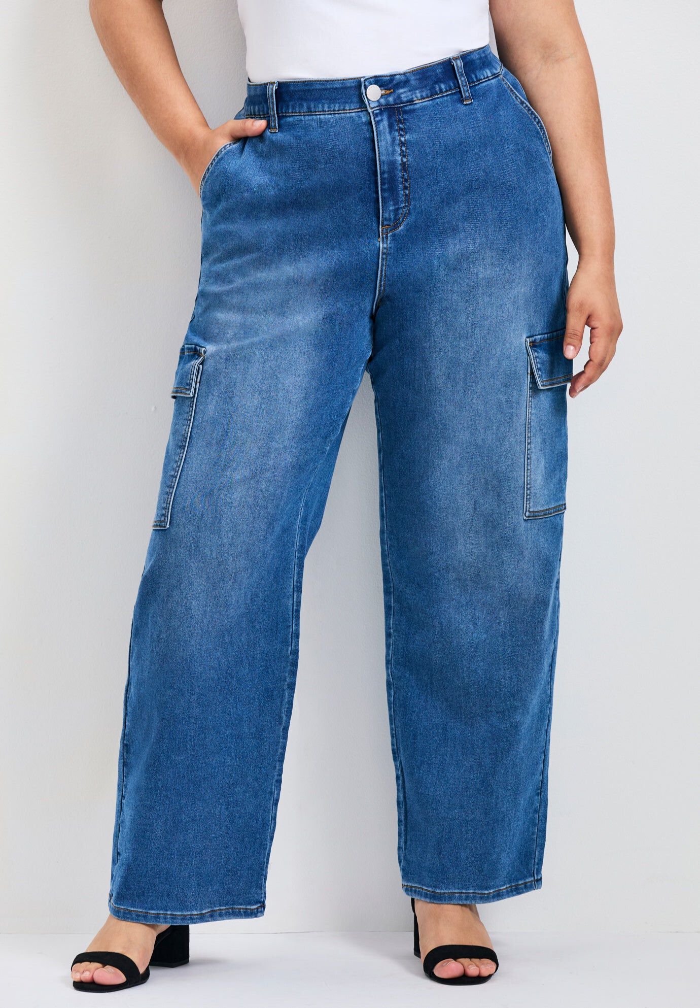 Cassidy Wide Leg Cargo Jean, MID WASH, hi-res image number 0