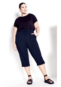 Plus Size Lightweight Capri Pants