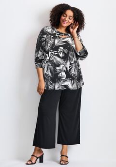 Knot Front Keyhole Top
