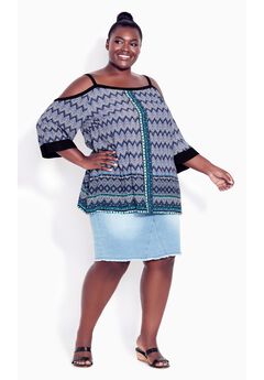 Daisy Cold Shoulder Border Top