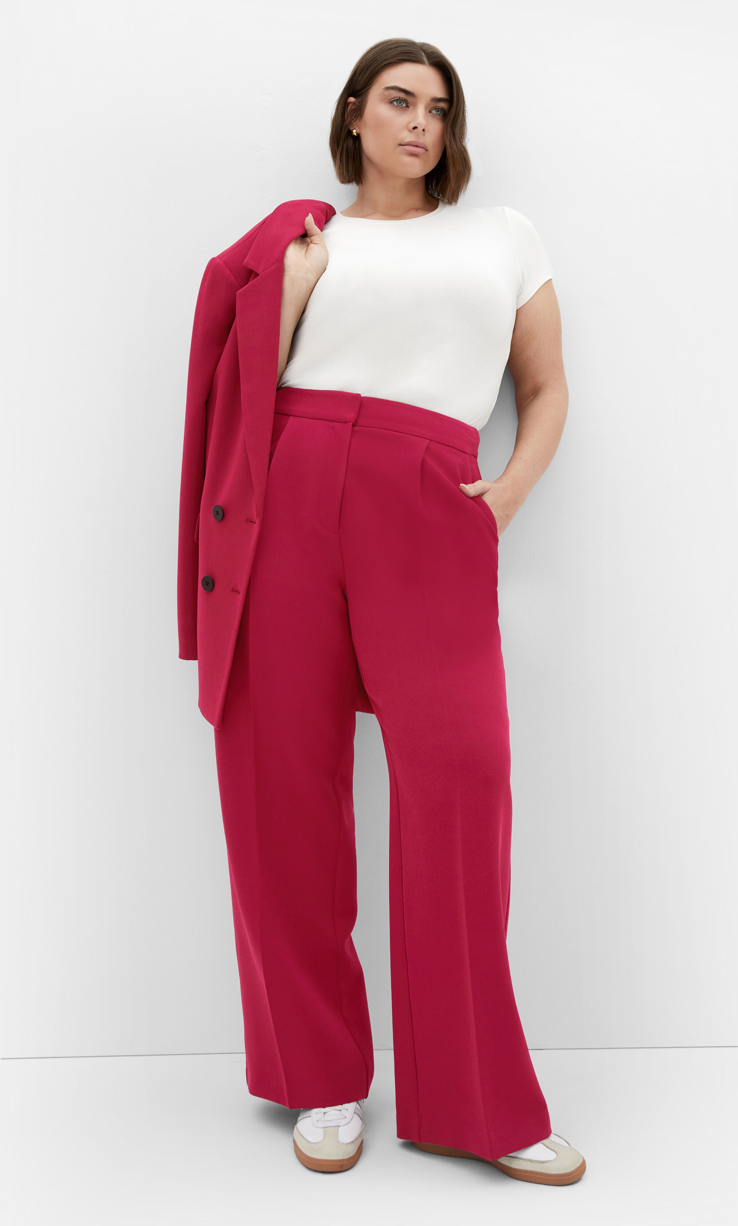 Relaxed Alexis Pant - deep rose, RED, hi-res image number 0