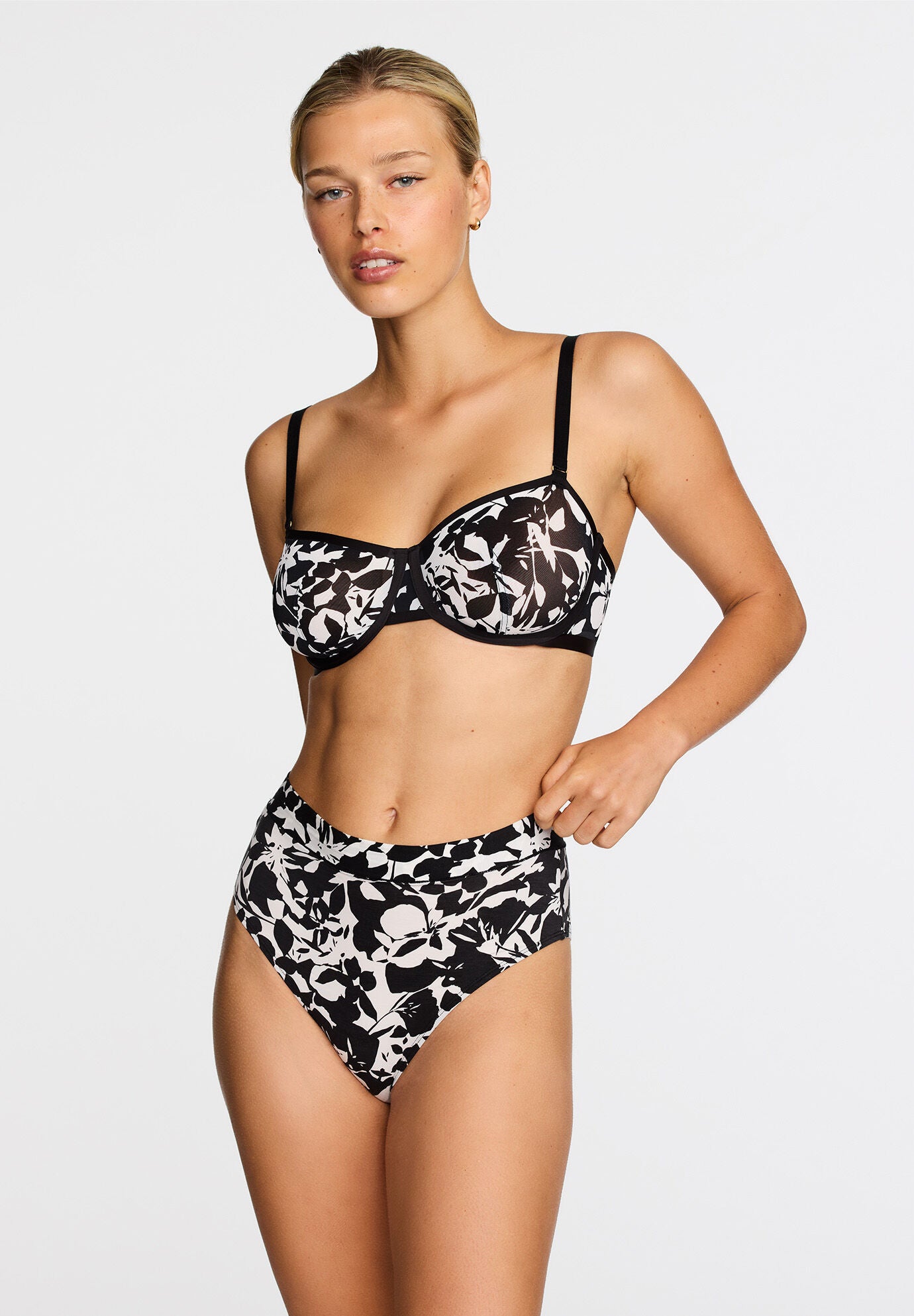 The Balconette - Mesh, GRAPHIC FLORAL, alternate image number 9