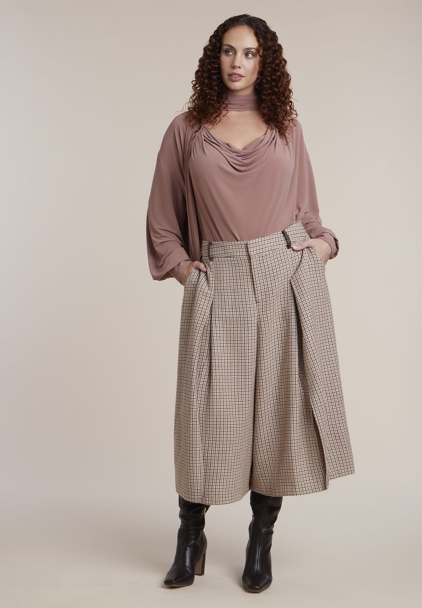 Pleated Houndstooth Wide-Leg Culotte, PLAID, alternate image number 3