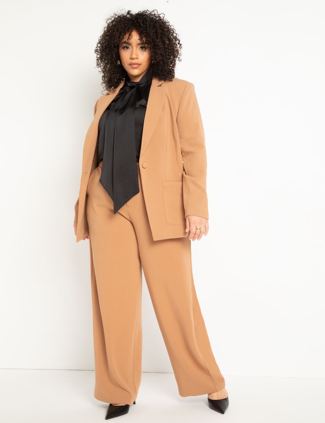 The 365 Suit Patch Pocket Blazer, BISCUIT, alternate image number 2