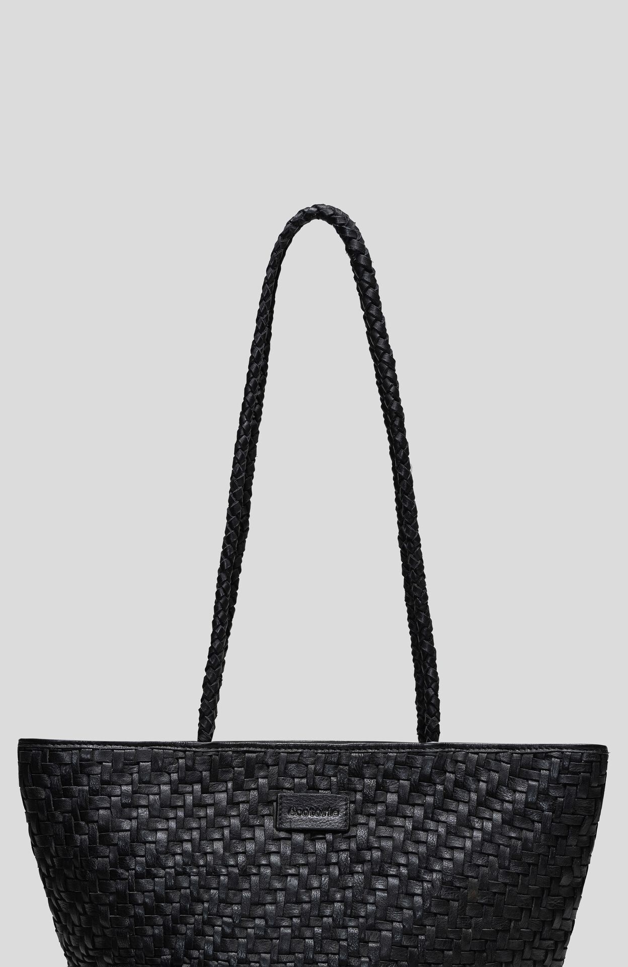 Arlington - Medium Shoulder Bag - Black, BLACK, alternate image number 2