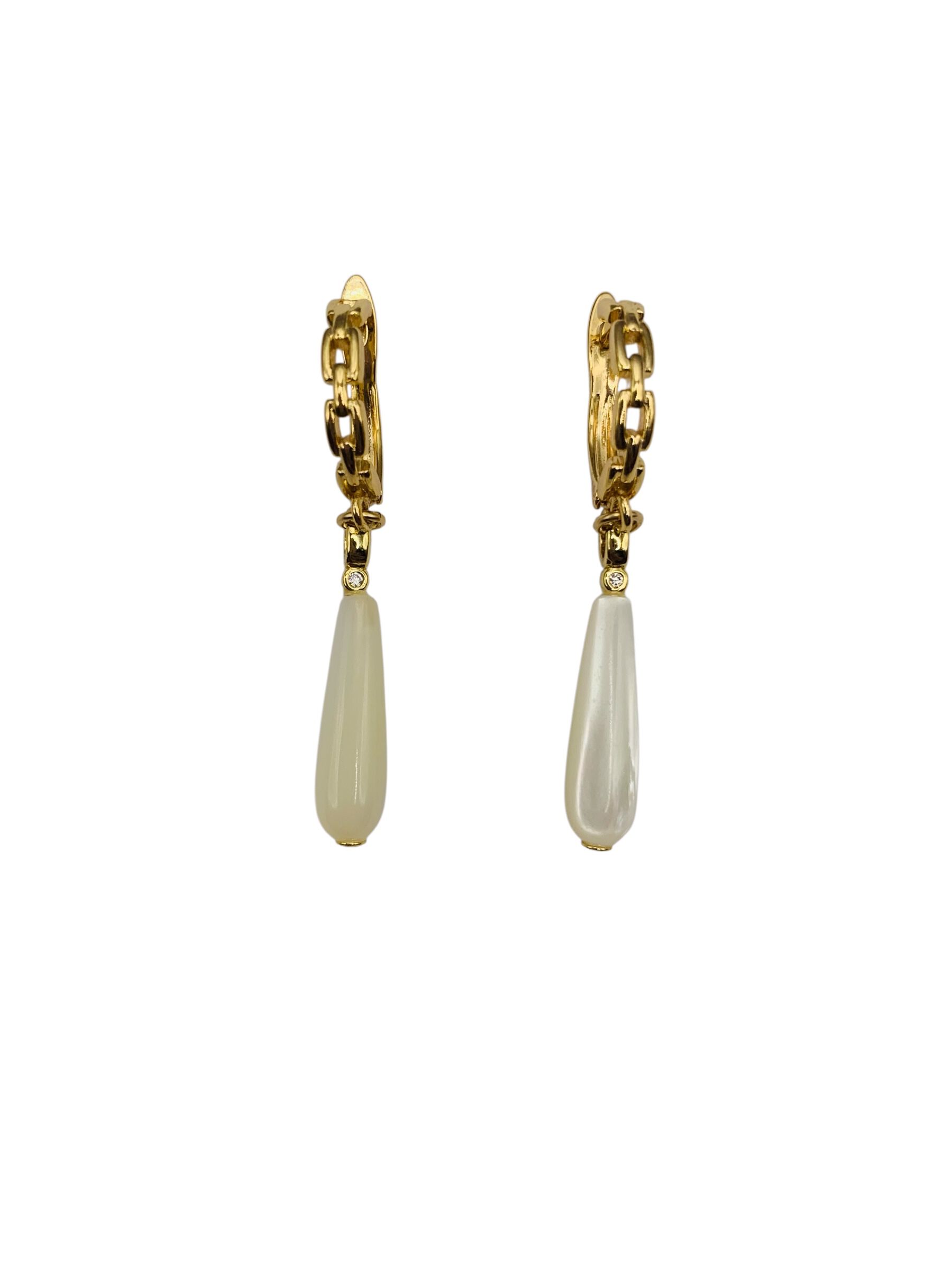 Pearl Luxe Huggie, GOLD FILLED, hi-res image number 0