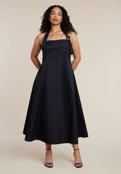 Buckle Neckline Maxi Dress