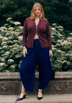 Petal Shape Open Side Jean