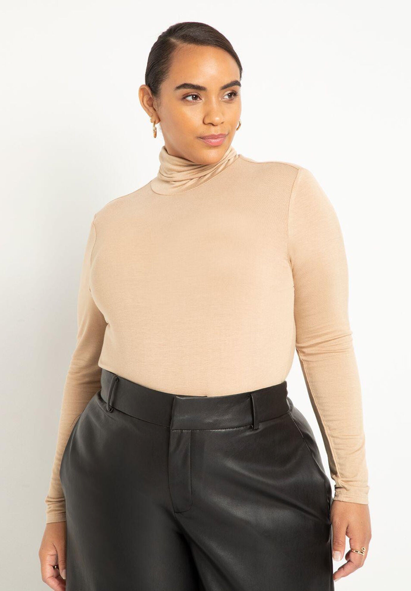 Layering Turtleneck﻿