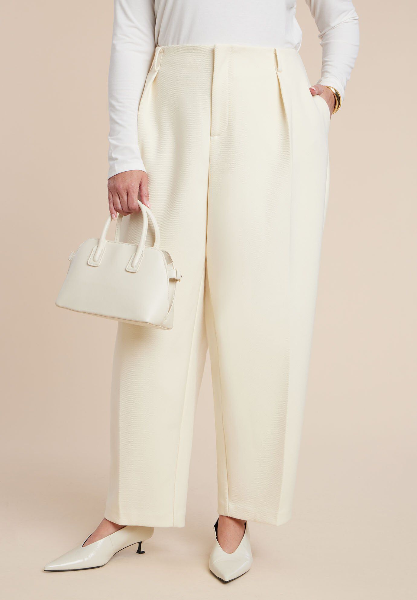 Rounded Barrel Leg Pant