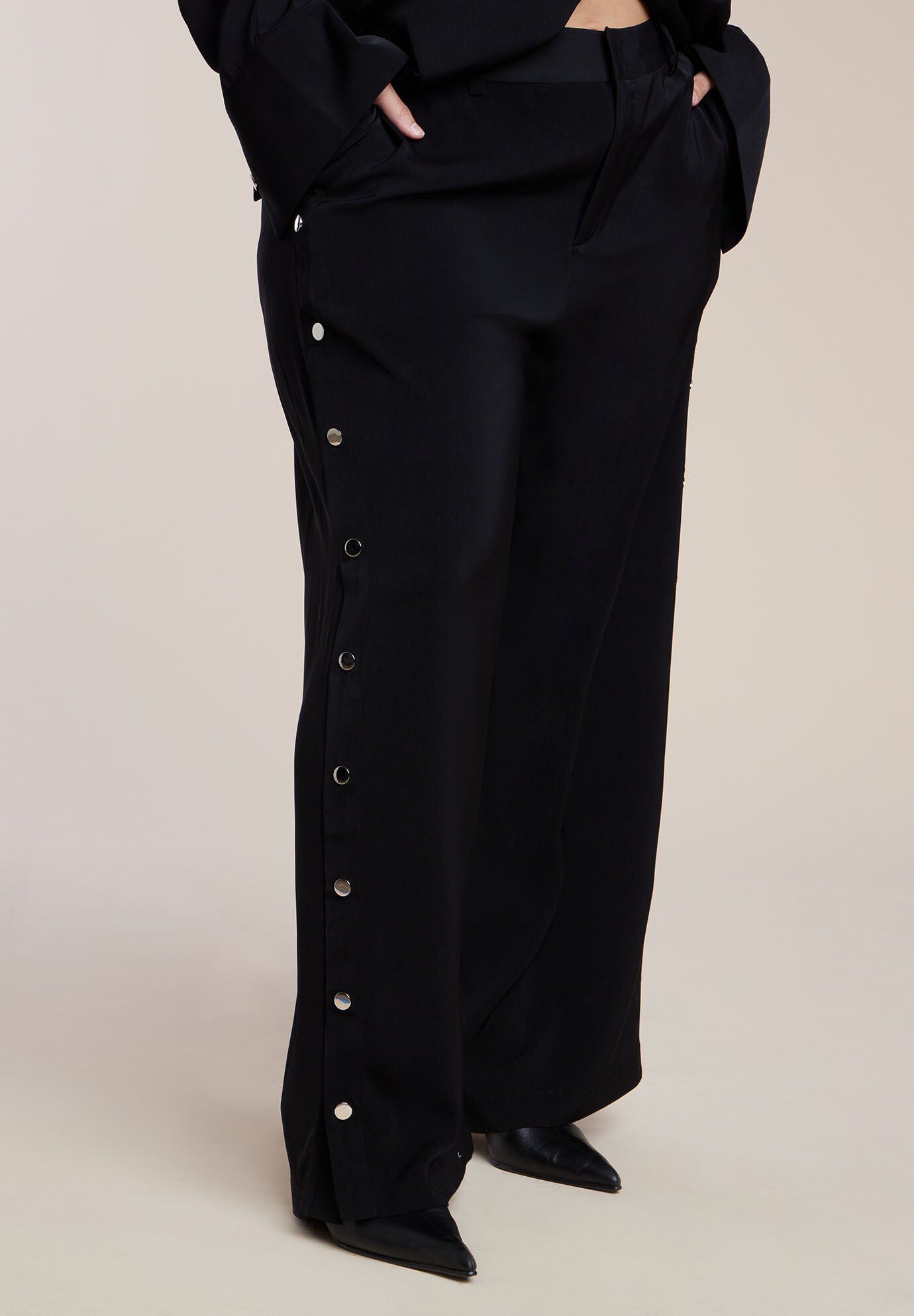 Snap Detail Wide Leg Trouser
