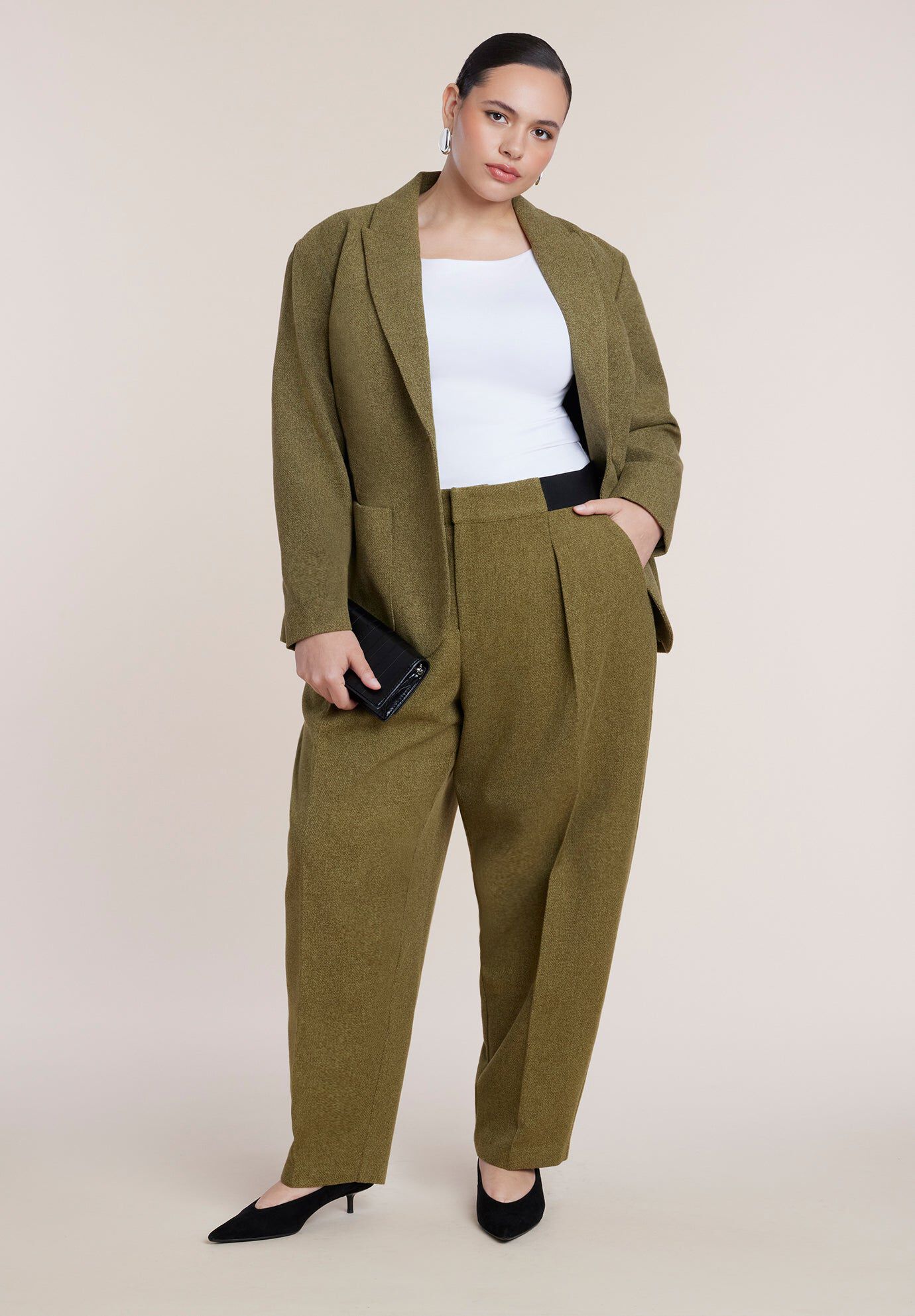 Elastic Waist Straight-Leg Trouser