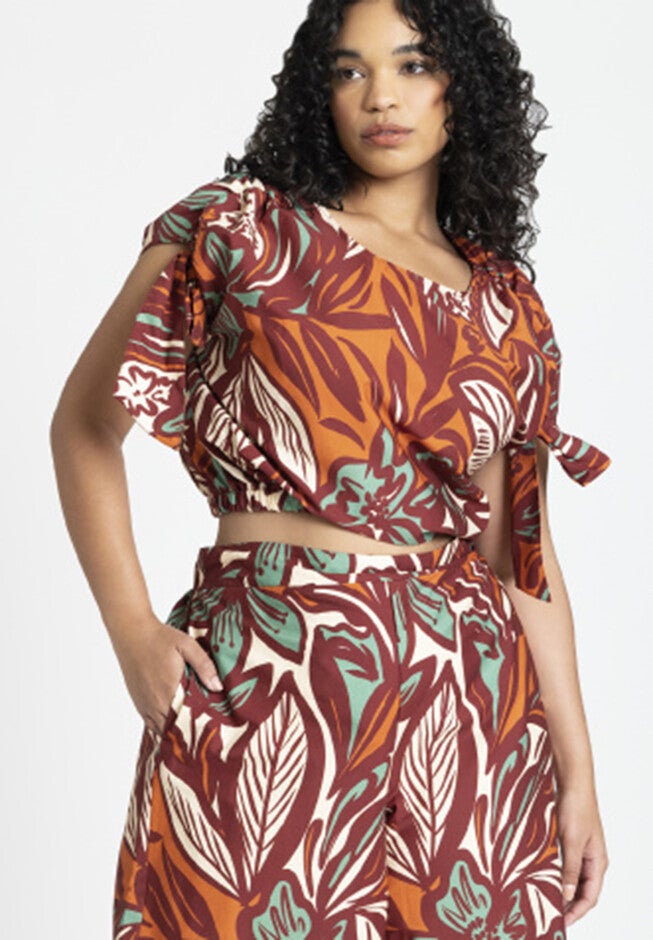 Shoulder Tie Crop Top