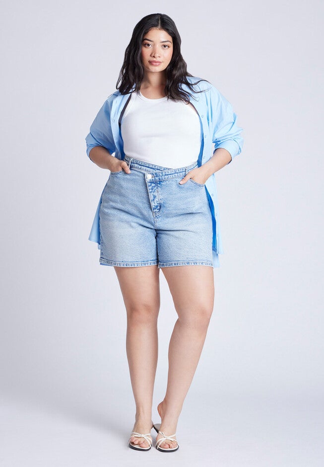 Overlap Waistband Shorts, LIGHT WASH, hi-res image number null