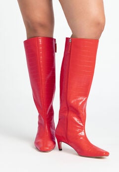 Straight Shaft Boot with Kitten Heel