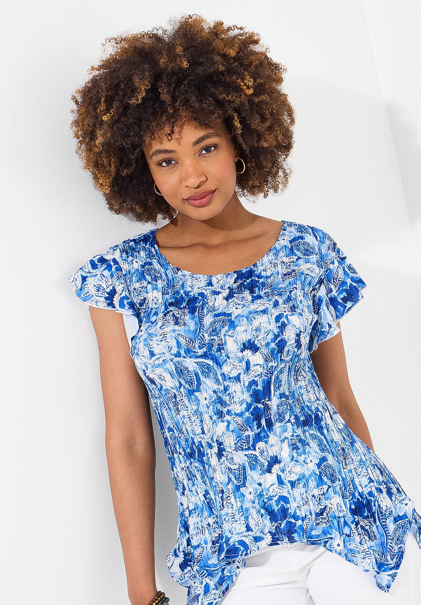 Plisse Sharkbite Tee, BLUE WATERCOLOR FLORAL, hi-res image number 0