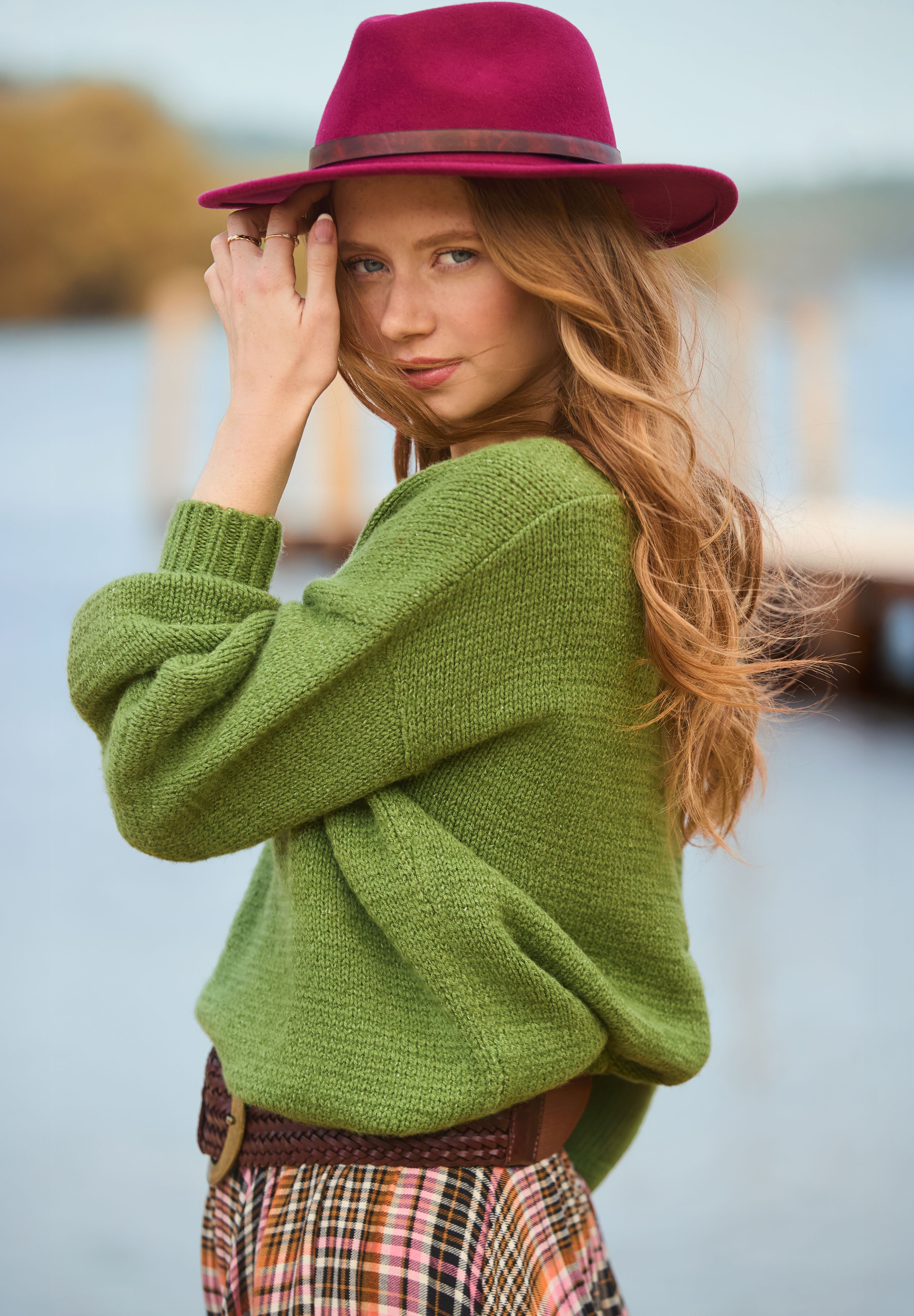 Cozy V-Neck Pullover Sweater, MOSS, alternate image number 6