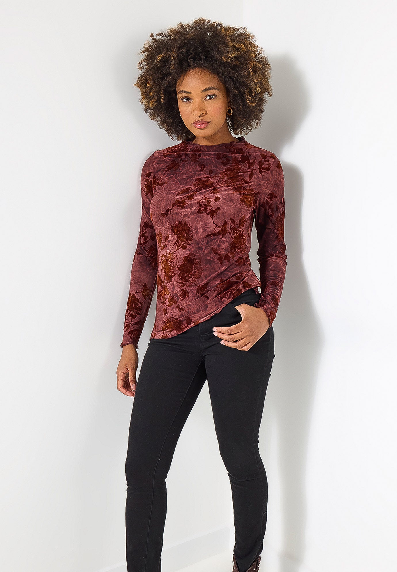 Burnout Mock Neck Tee, MAHOGANY VINES, alternate image number 4