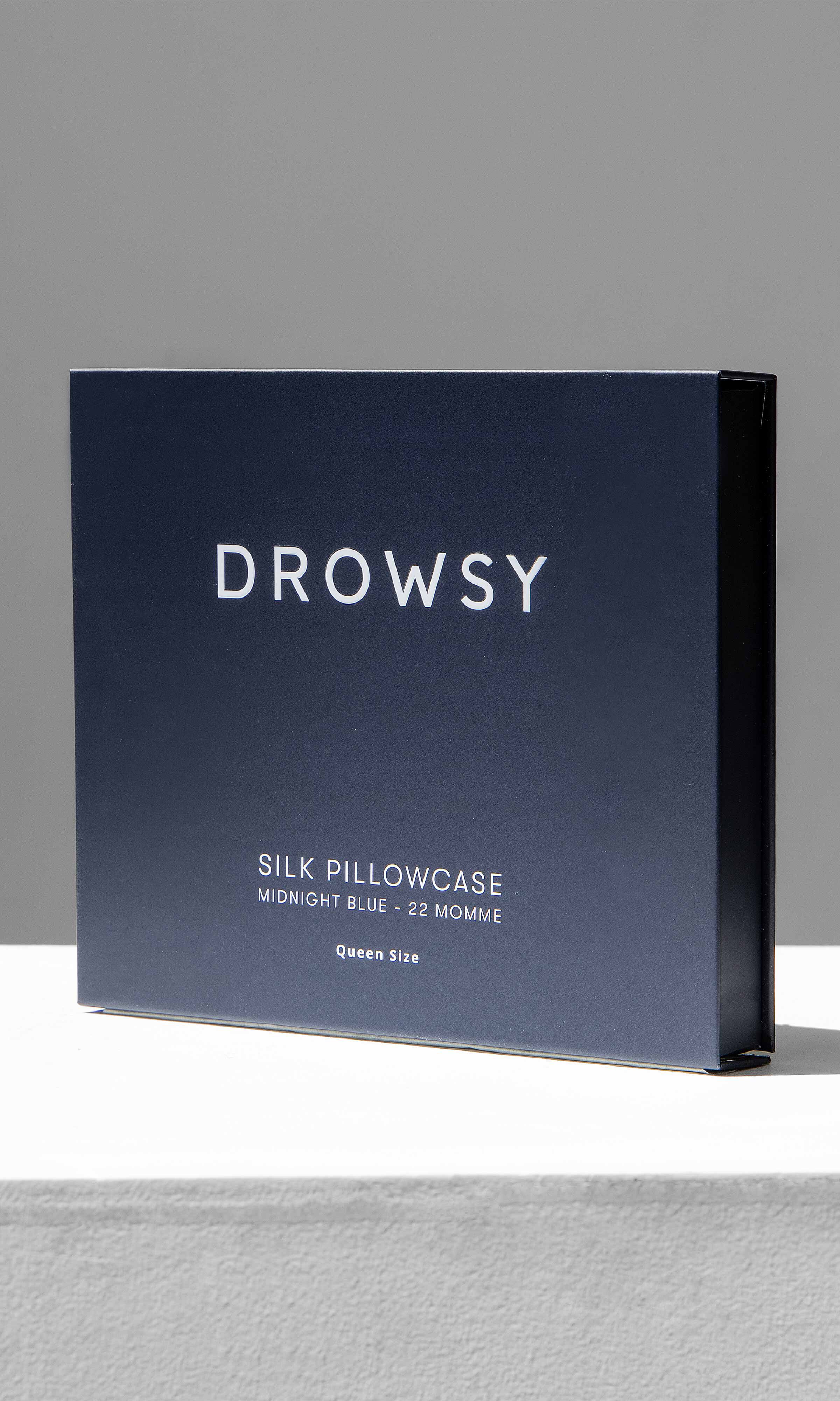 Silk Queen Pillowcase, Midnight Blue / Navy, alternate image number 4