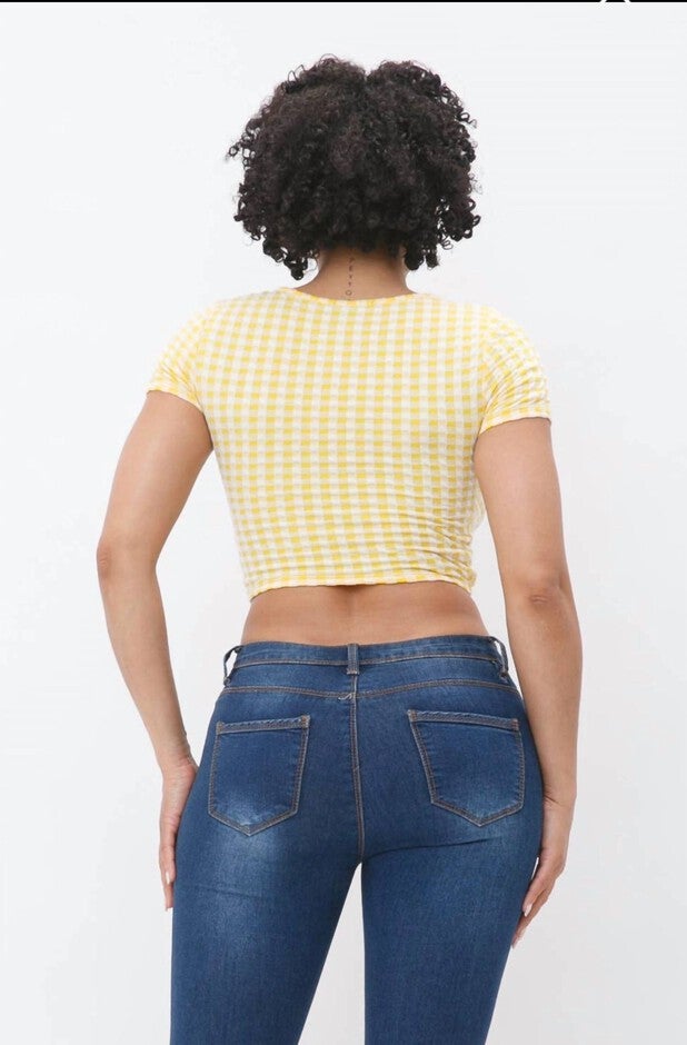 BOTTOM FRONT CUT OUT PLAID PRINT SHORT SLEEVE CROP TOP IN YELLOW AND WHITE, , alternate image number null