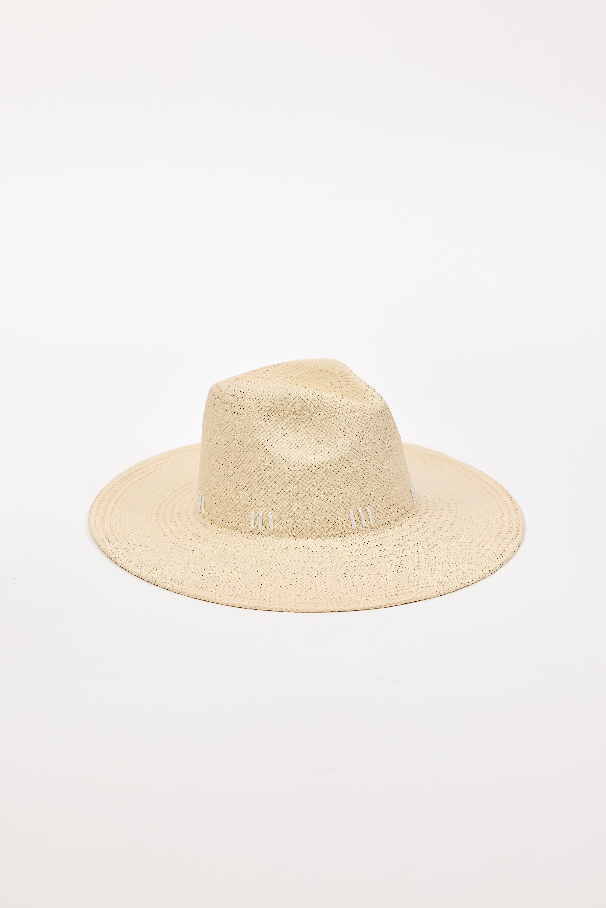 Fringed Traveler Continental Traveler Continental without Fringe | Dia & Co main image 2