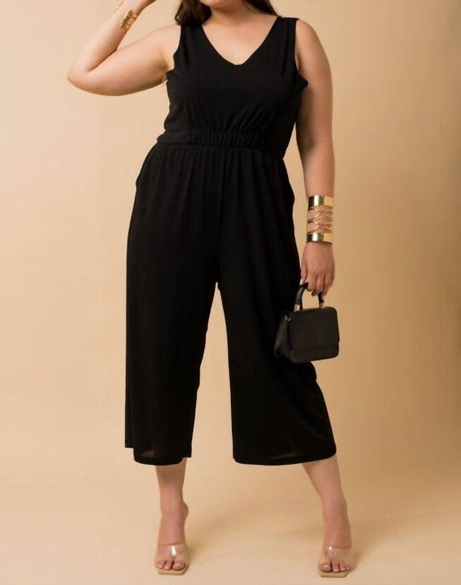 SLEEVELESS V-NECK POCKET WRAP BACK JUMPSUIT IN BLACK, Black / Black, alternate image number null