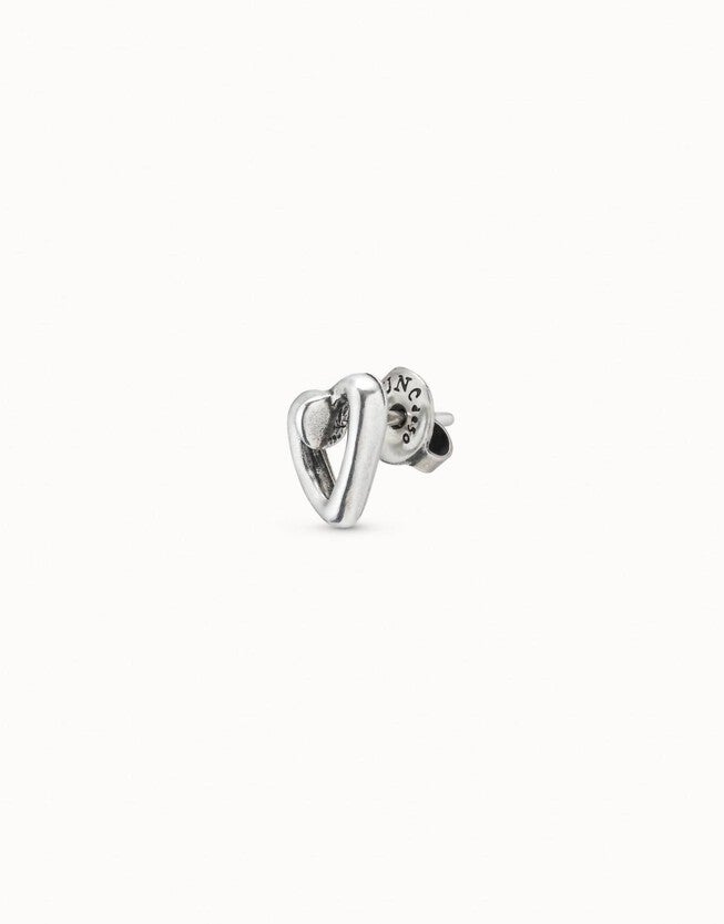 NAILED HEART PIERCING STUD EARRINGS IN SILVER PLATED, , alternate image number 3