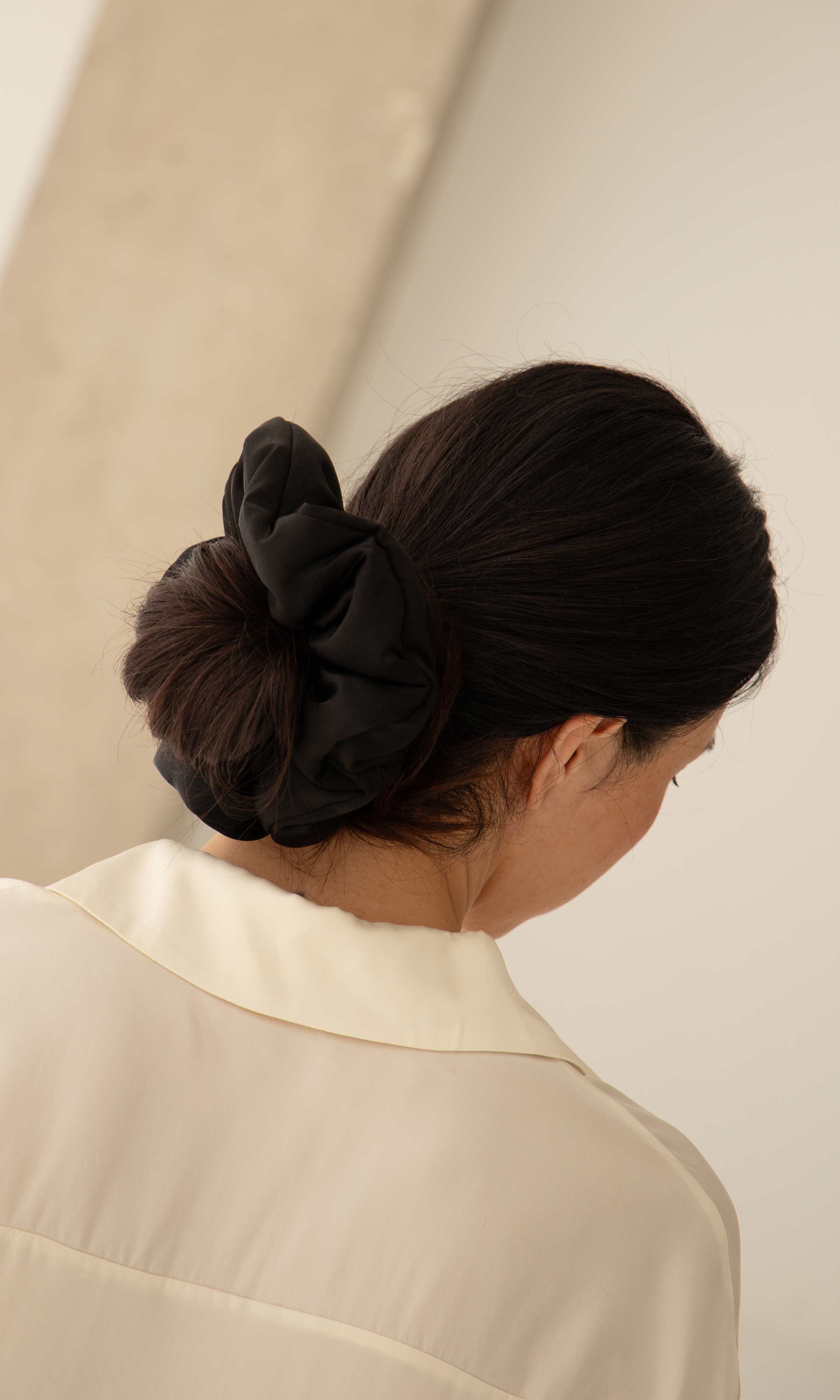 Padded XXL Scrunchie, Black Jade / Black, alternate image number 3