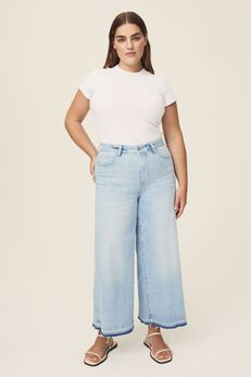 ICN PLUS - CROPPED WIDE LEG JEANS | ICE AGE