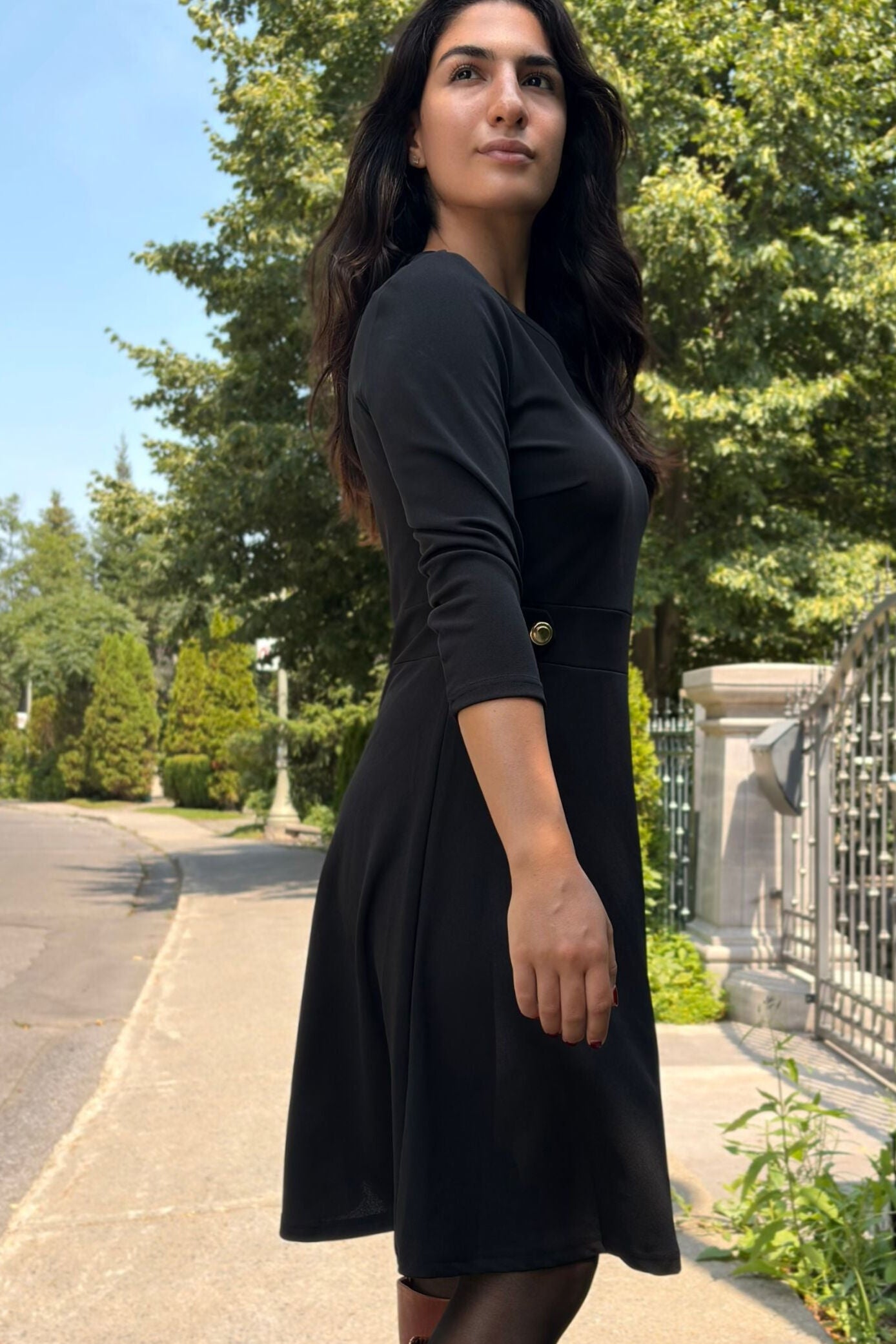 Nathalie A-Line Dress V-Neckline Structured Fit Gold Button Detail, BLACK / Black, alternate image number 4