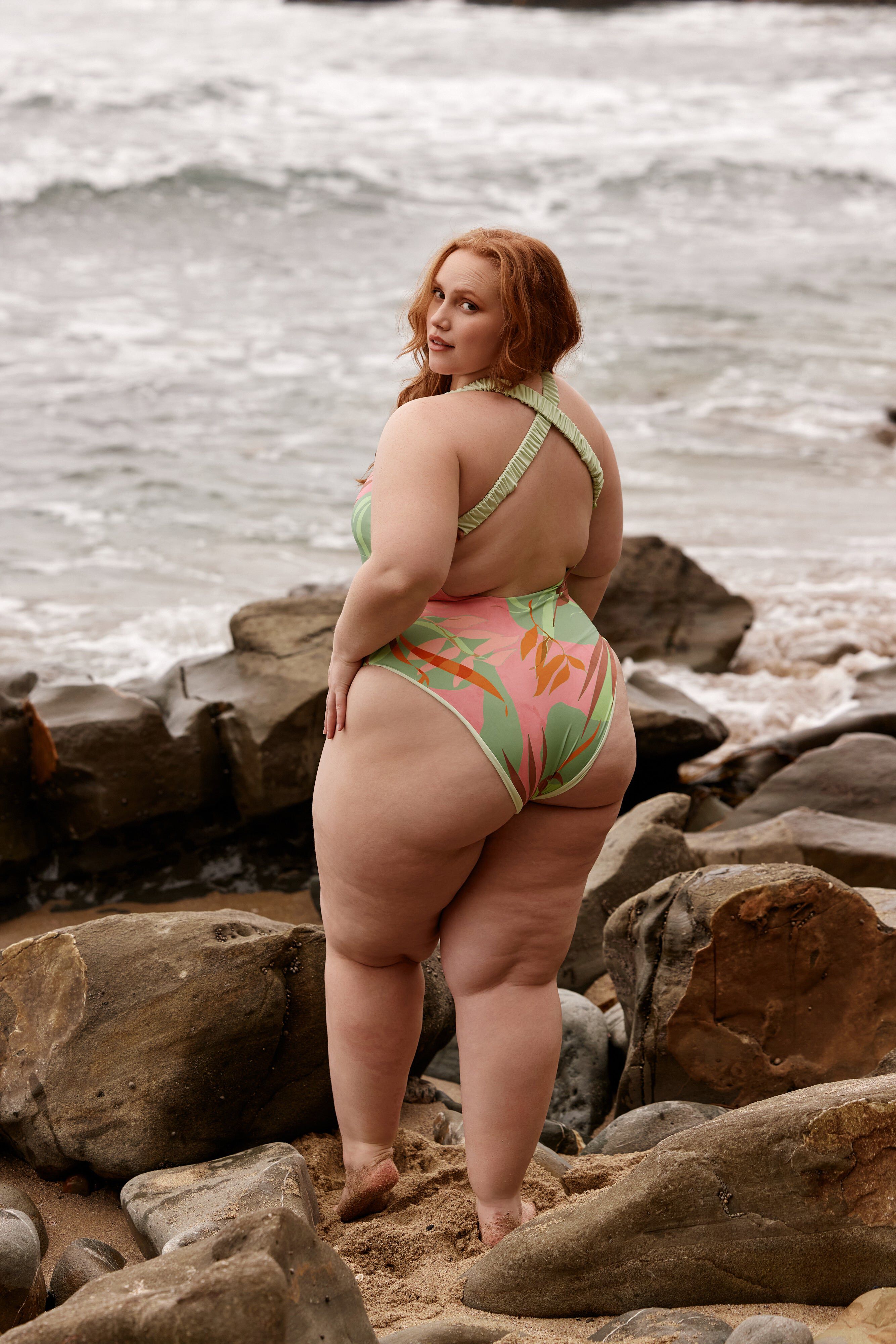 Wave One Piece II, Birds of Paradise / Light Green, alternate image number 3