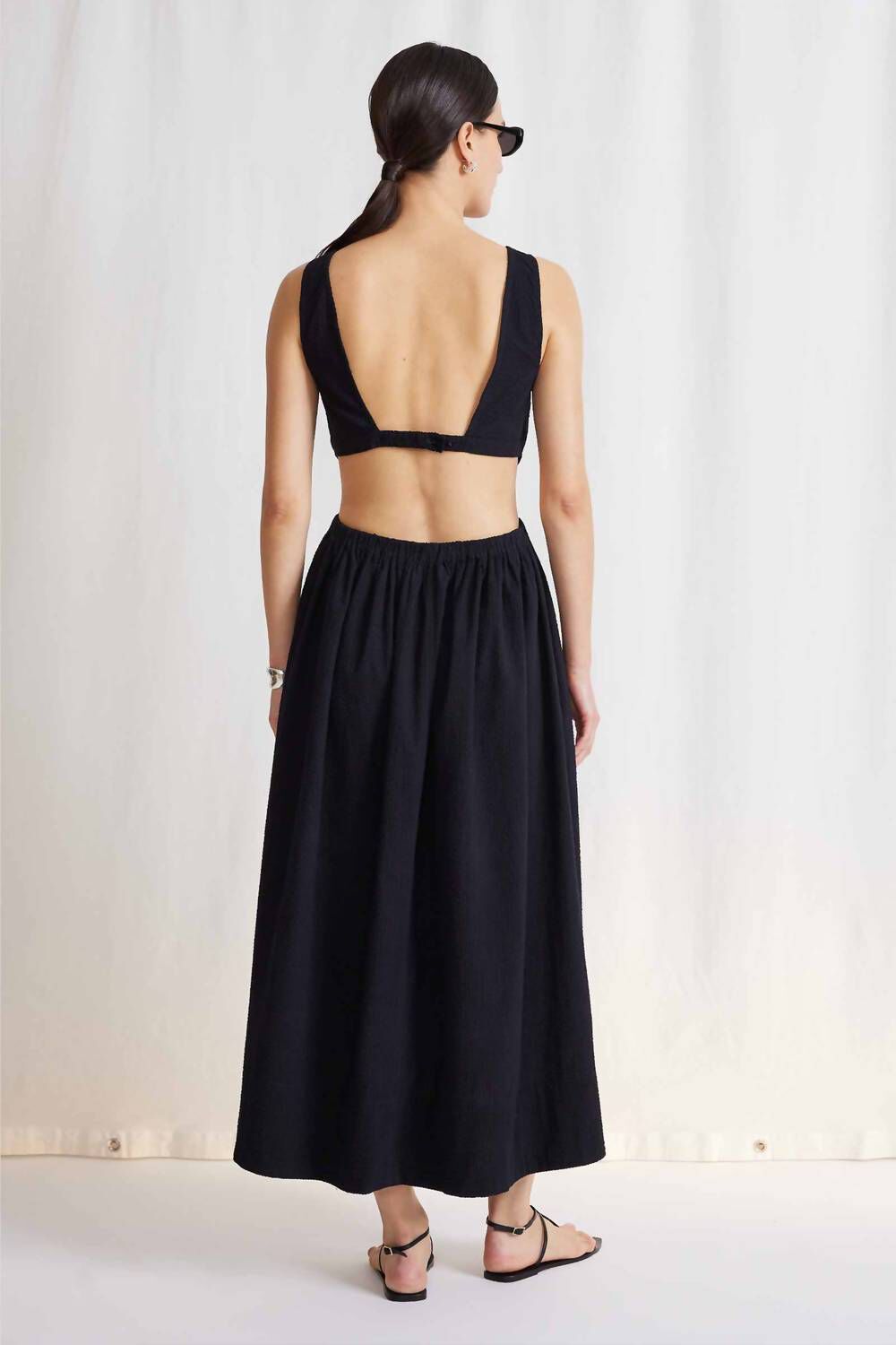 DIA CUT-OUT MAXI DRESS IN BLACK, , alternate image number 5