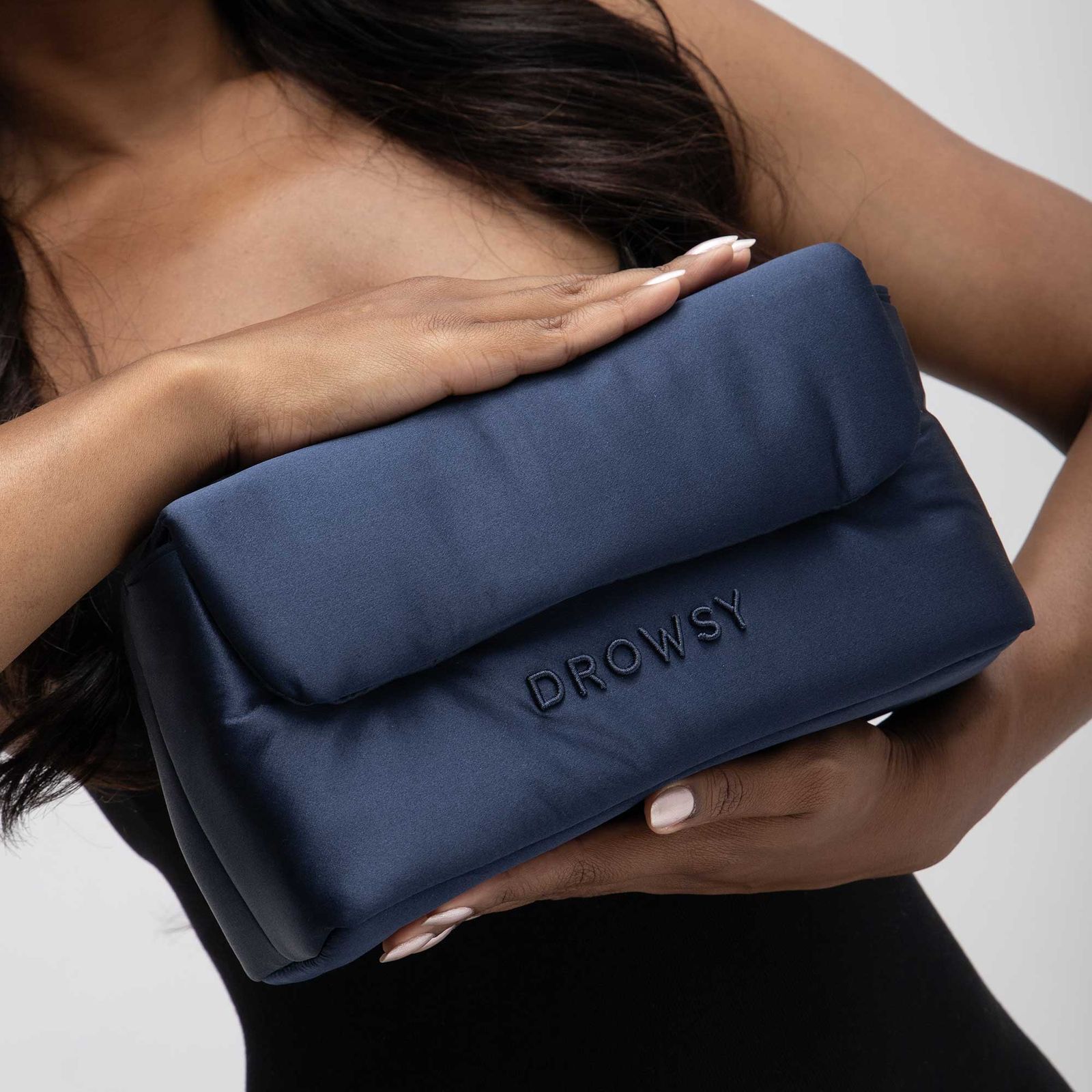 Silk Necessaire Bag, Midnight Blue / Navy, alternate image number 4