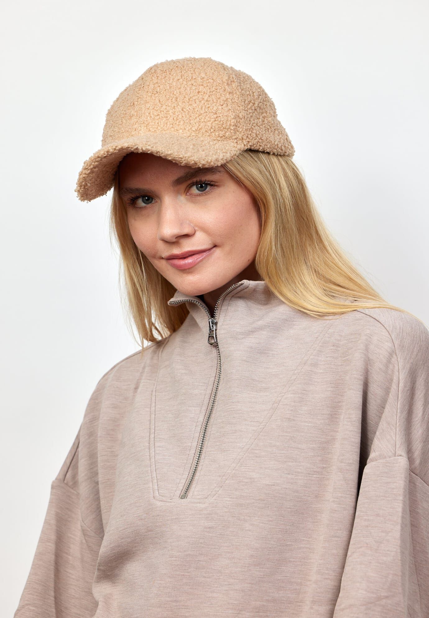Solid Sherpa Cap, Natural / Beige, alternate image number 2