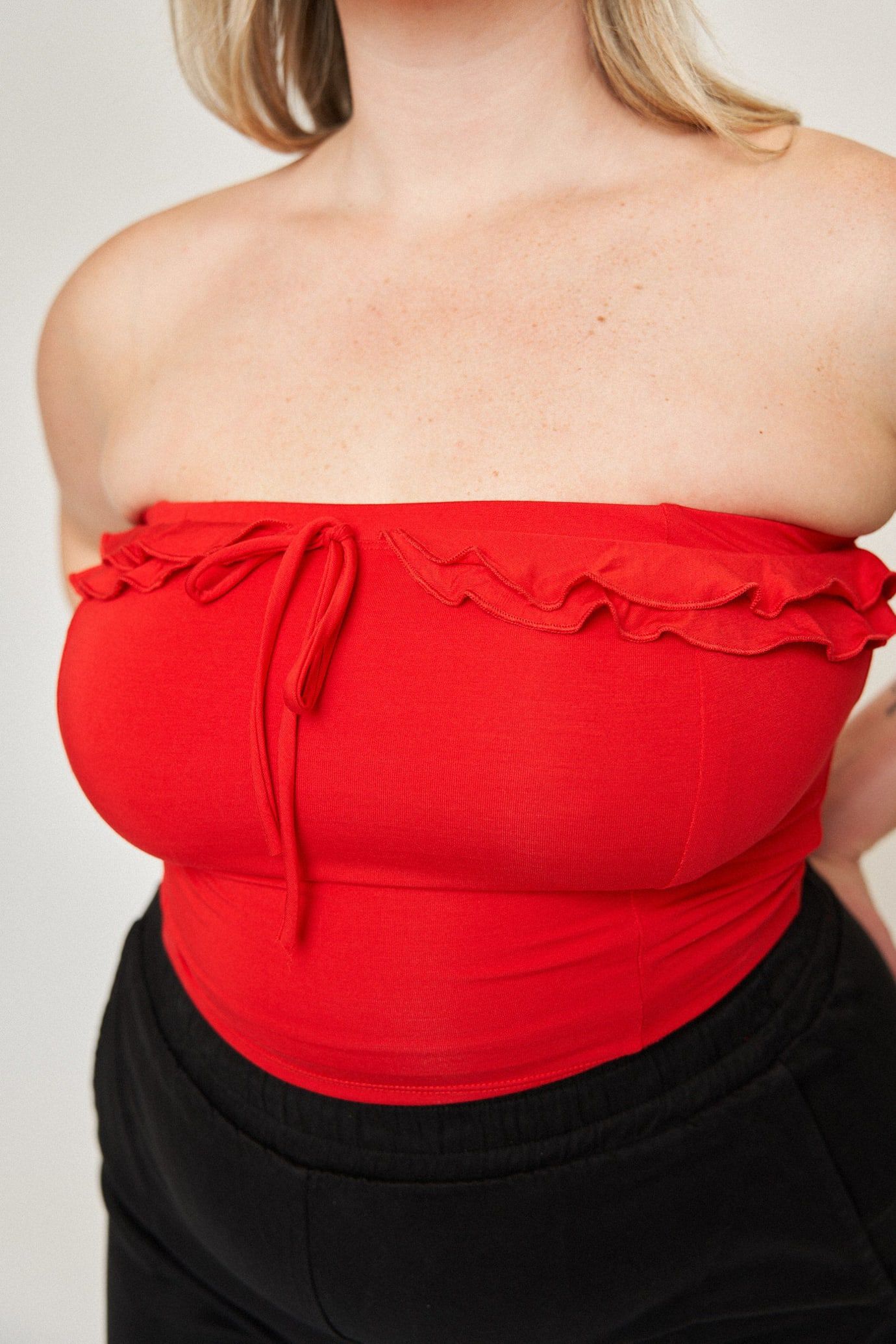 Madison Tube Top, Cherry / Red, alternate image number 3