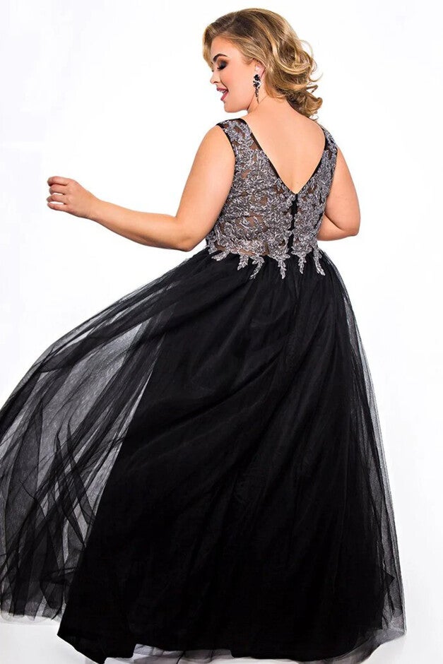 In the Moment Formal Dress, BlackSilver / Black, alternate image number 3